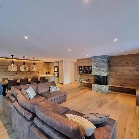 Apartment Riverside 27 *