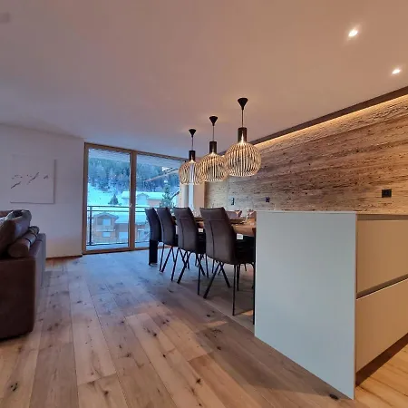 Riverside 27 * Saas-Fee